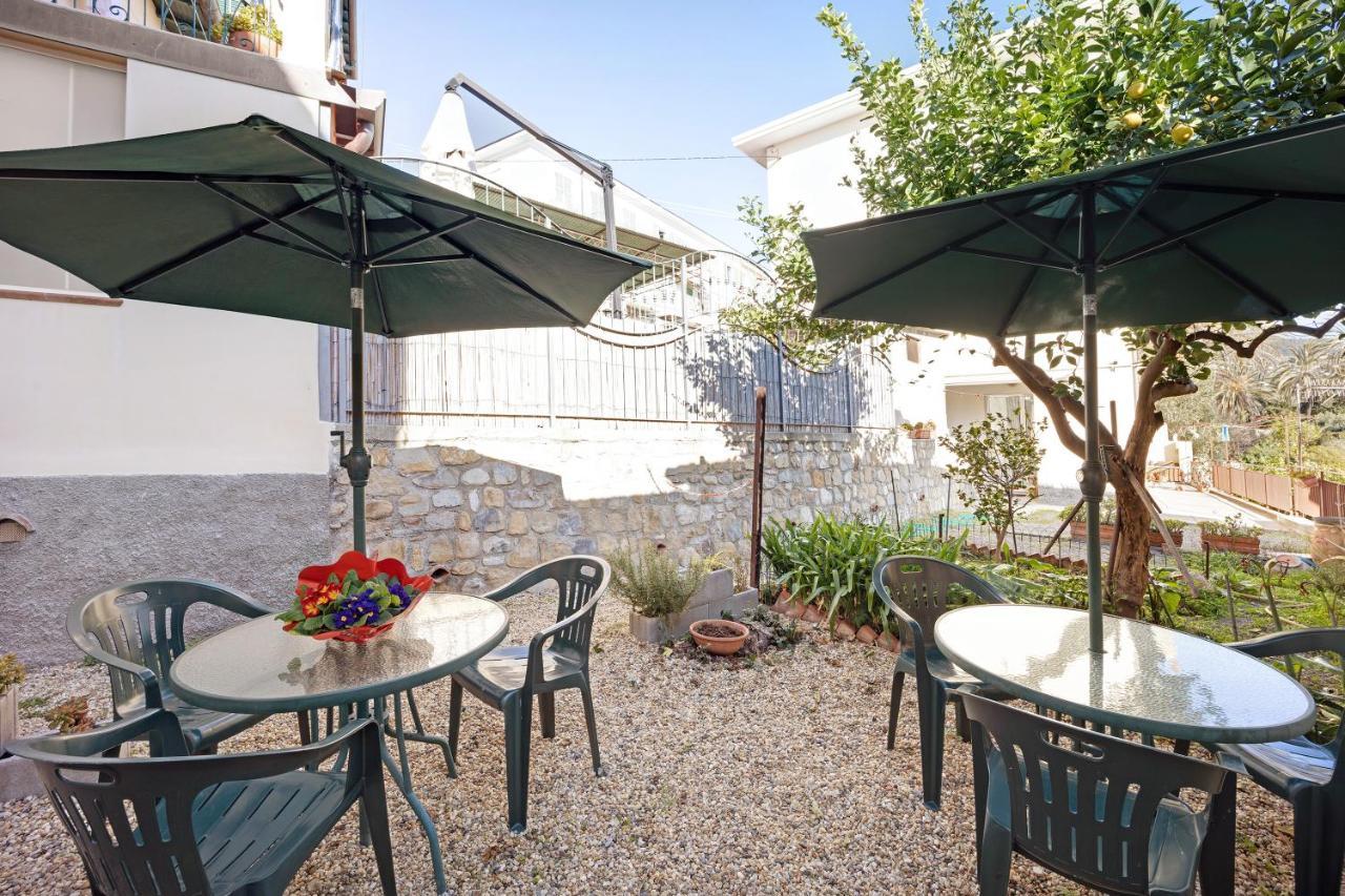 Bordighera Weekend Vacanze E Mare Bagian luar foto